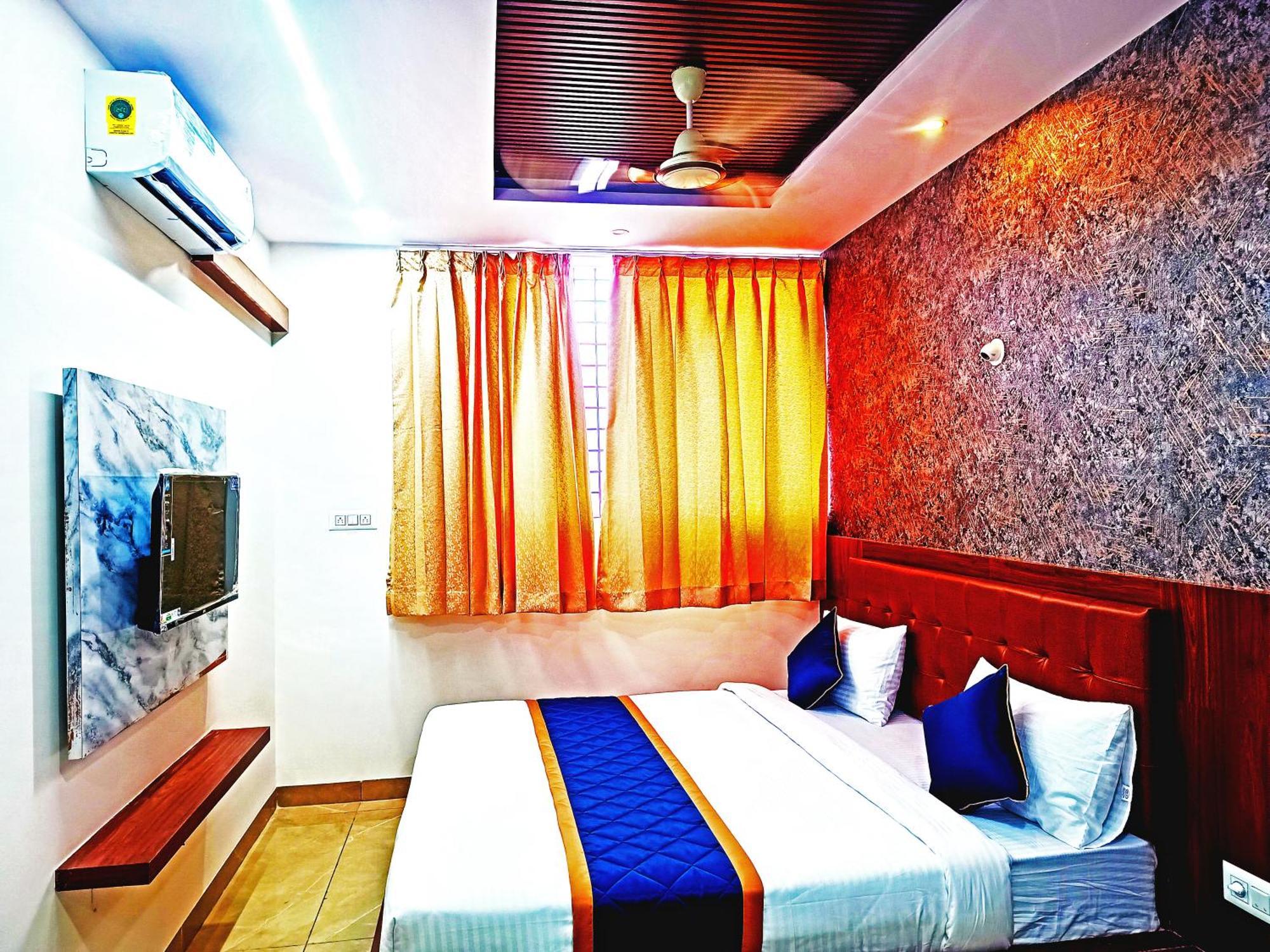 העיר בנגלור Hotel Achhu Palace מראה חיצוני תמונה