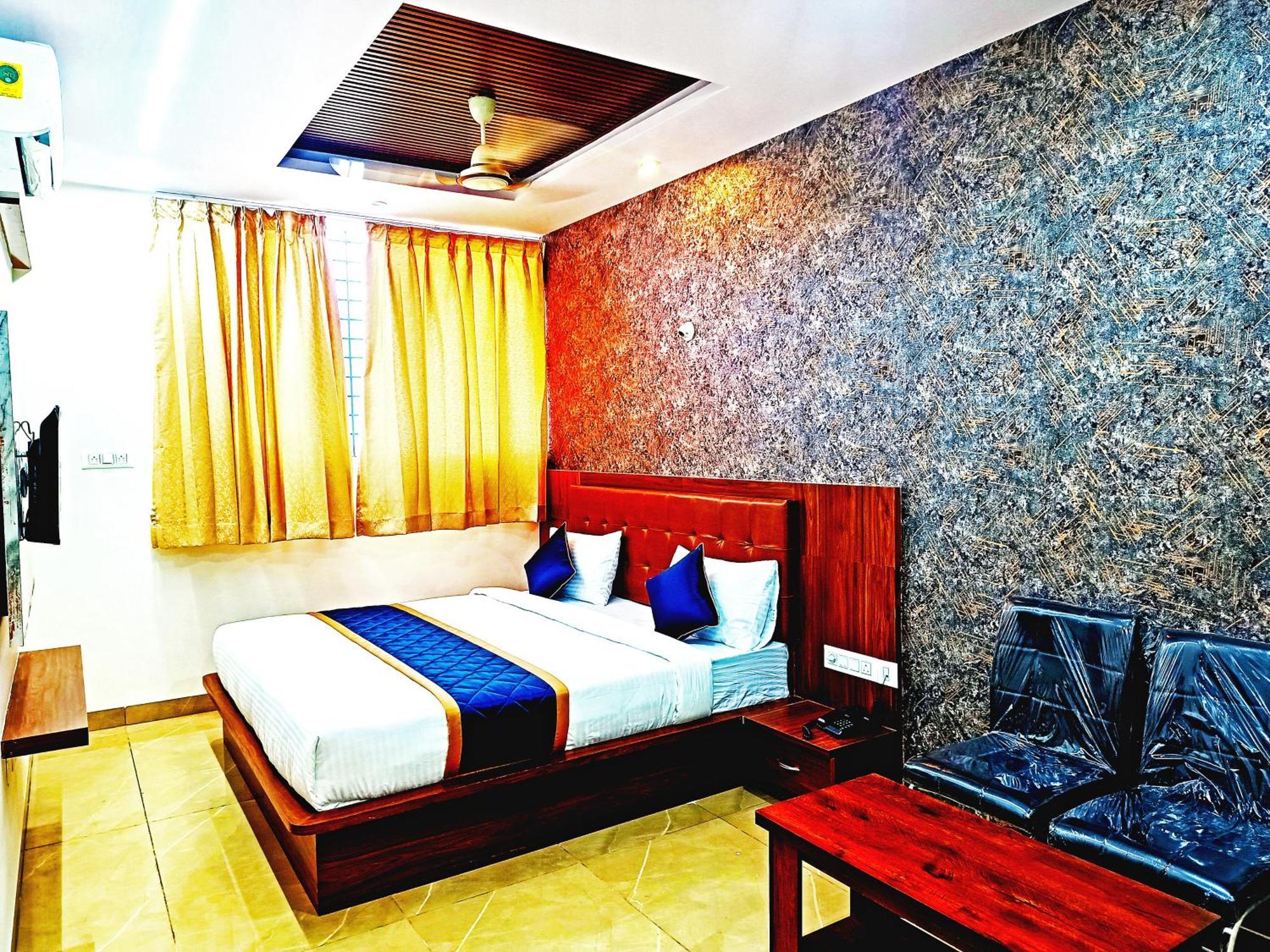 העיר בנגלור Hotel Achhu Palace מראה חיצוני תמונה