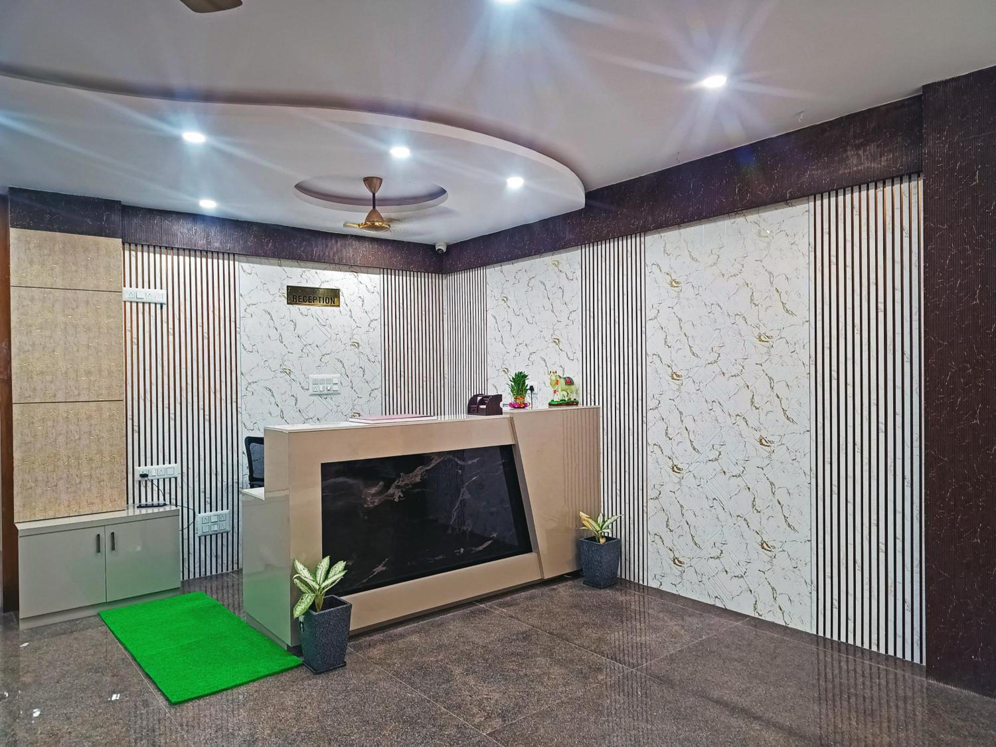 העיר בנגלור Hotel Achhu Palace מראה חיצוני תמונה