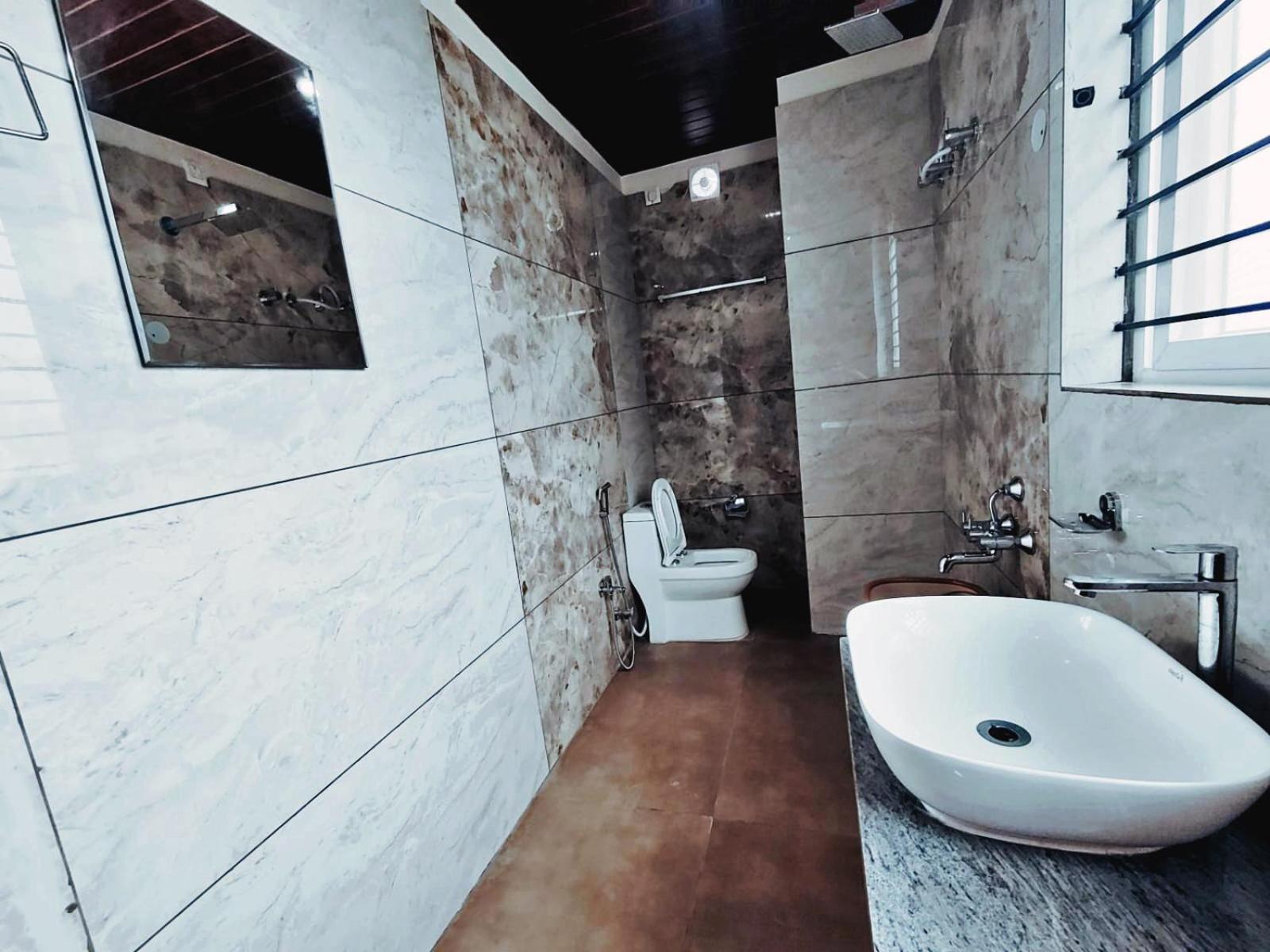 העיר בנגלור Hotel Achhu Palace מראה חיצוני תמונה